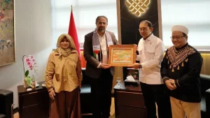 Diplomasi Solidaritas Menteri Kebudayaan Fadli Zon Sambut Delegasi Palestina Pertegas Komitmen Abadi Indonesia