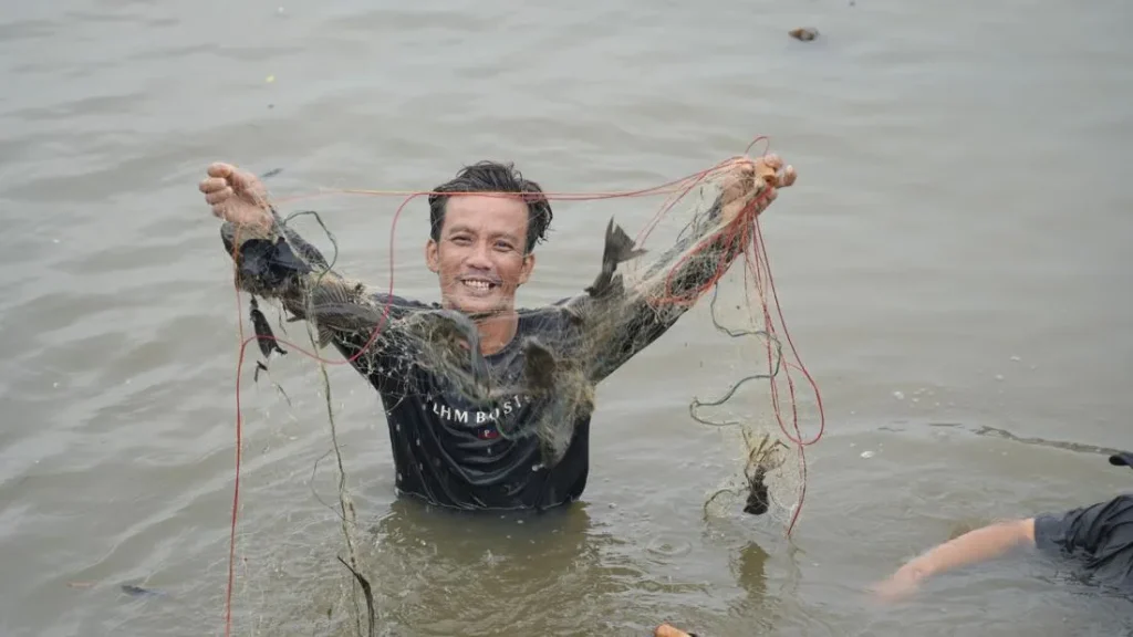 Revitalisasi Situ Citatah Kolaborasi Lintas Sektor Kendalikan Invasi Ikan Sapu Sapu Dan Atasi Sedimentasi Parah